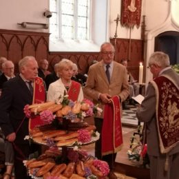 Christiane Feuillolay et Christian Lalemant, nouveaux maître de charité et prévôt de Caumont